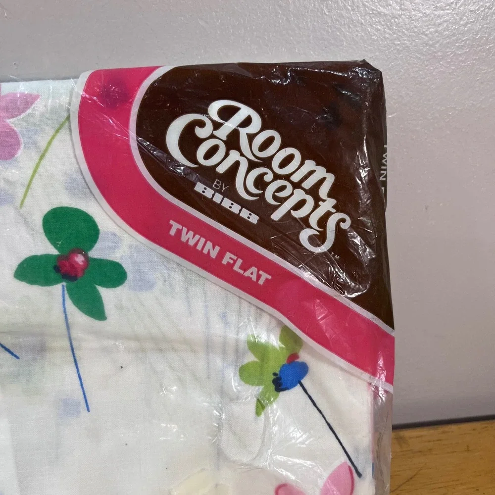 Vtg Room Concepts by Bibb Twin Flat Sheet Silk Flowers Floral Pink Blue White